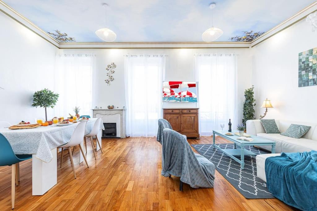 Risso - Comfortable 3 Bedrooms With Balcony Nice Bagian luar foto