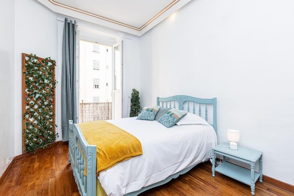 Risso - Comfortable 3 Bedrooms With Balcony Nice Bagian luar foto