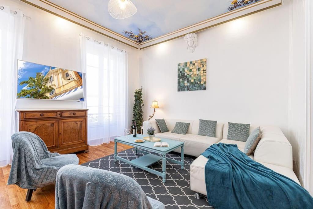 Risso - Comfortable 3 Bedrooms With Balcony Nice Bagian luar foto