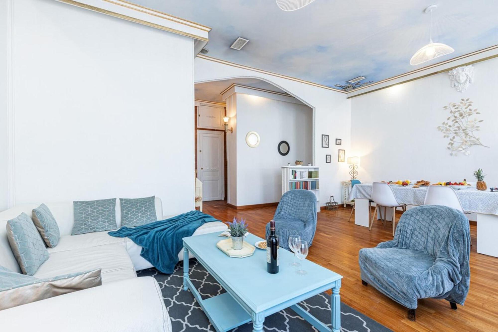 Risso - Comfortable 3 Bedrooms With Balcony Nice Bagian luar foto